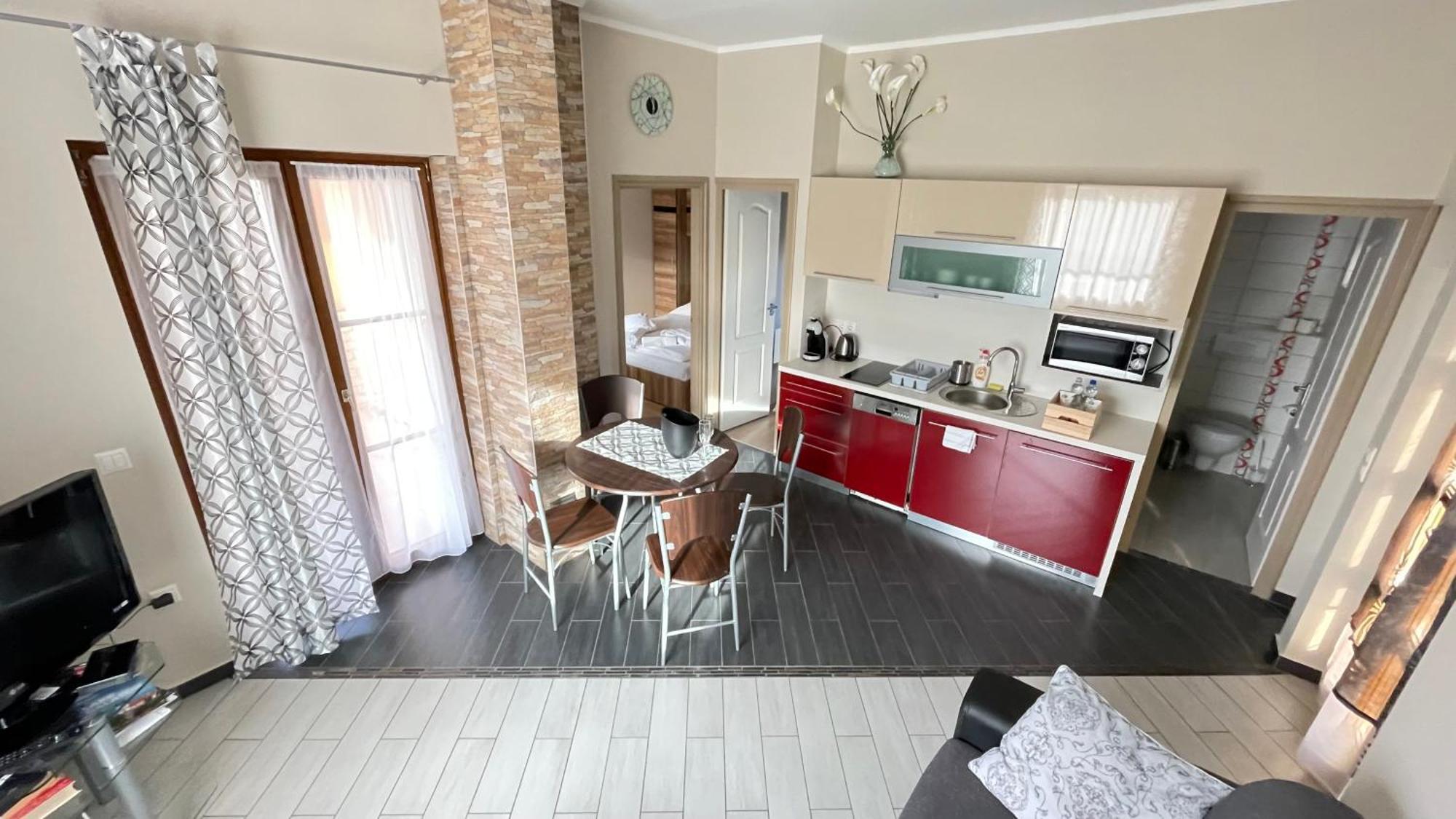 Balaton Apartman Balatonmáriafürdő Exteriör bild