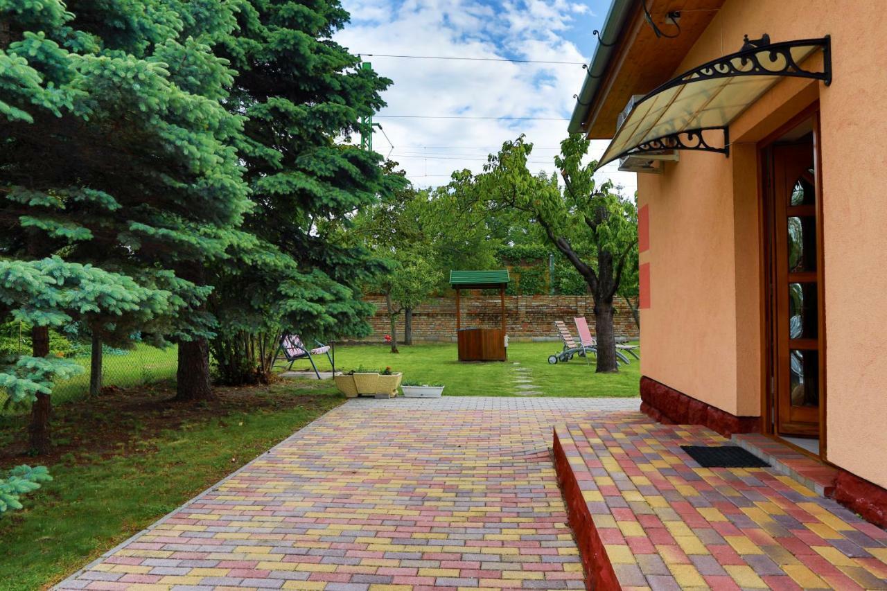Balaton Apartman Balatonmáriafürdő Exteriör bild