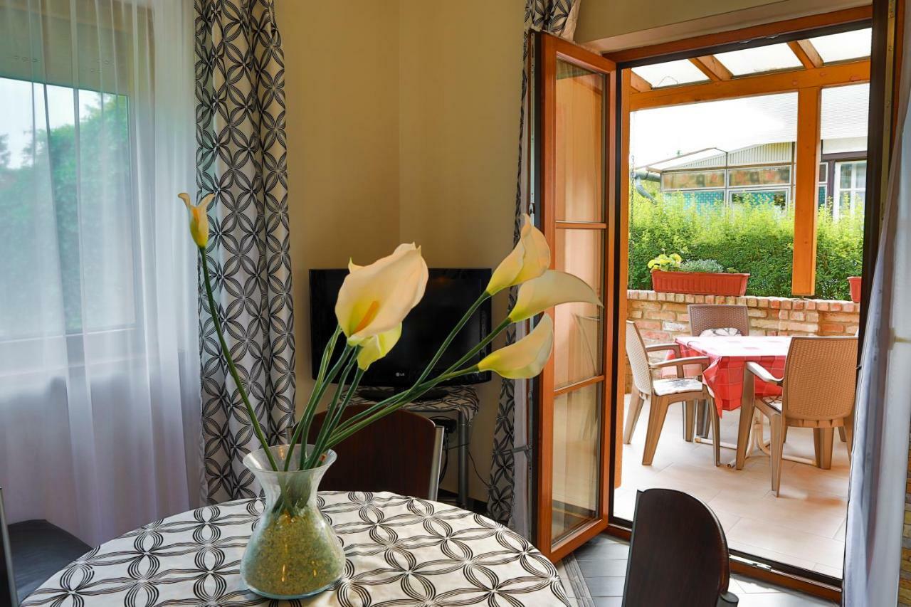 Balaton Apartman Balatonmáriafürdő Exteriör bild