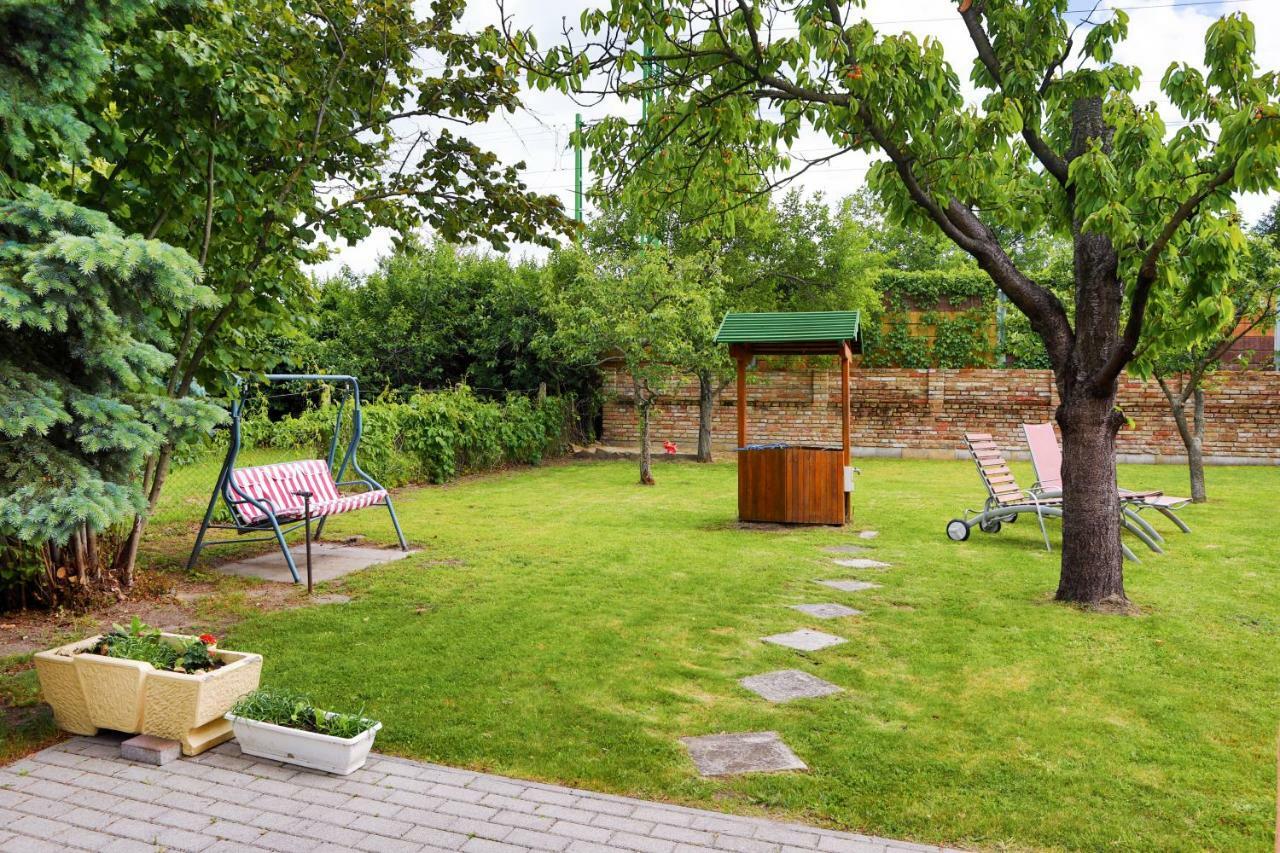 Balaton Apartman Balatonmáriafürdő Exteriör bild